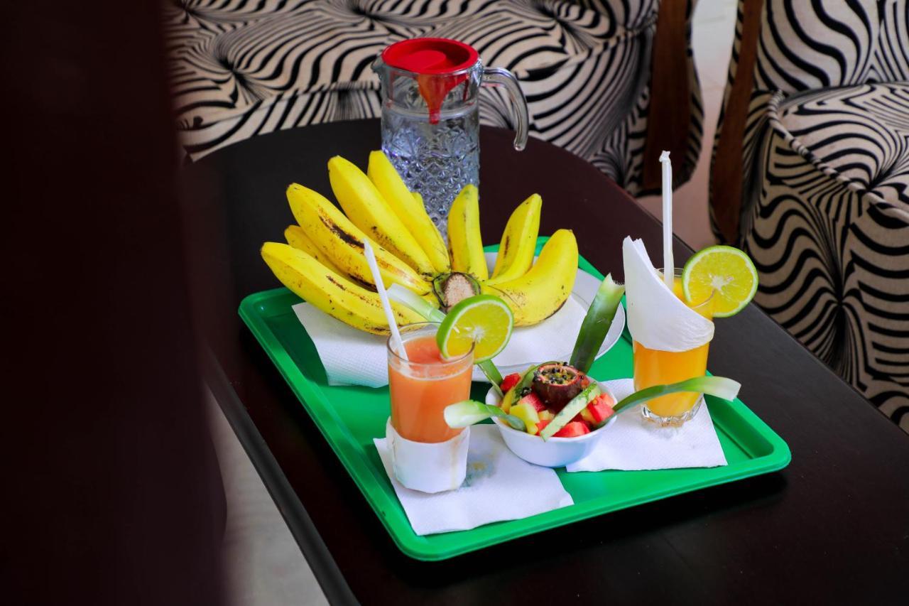 Royal Park Hotel Jinja Zewnętrze zdjęcie