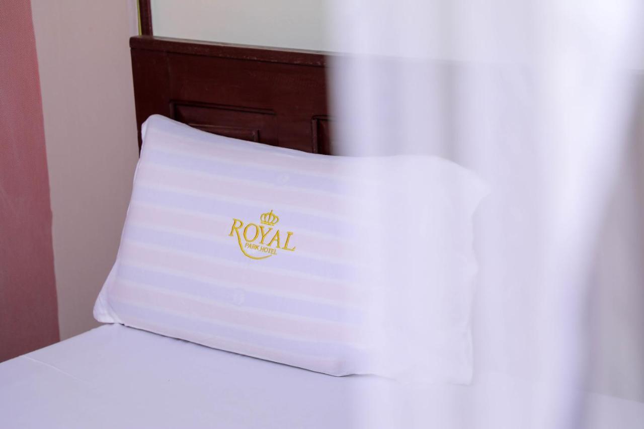 Royal Park Hotel Jinja Zewnętrze zdjęcie