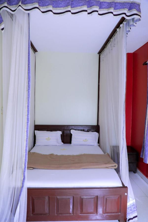 Royal Park Hotel Jinja Zewnętrze zdjęcie