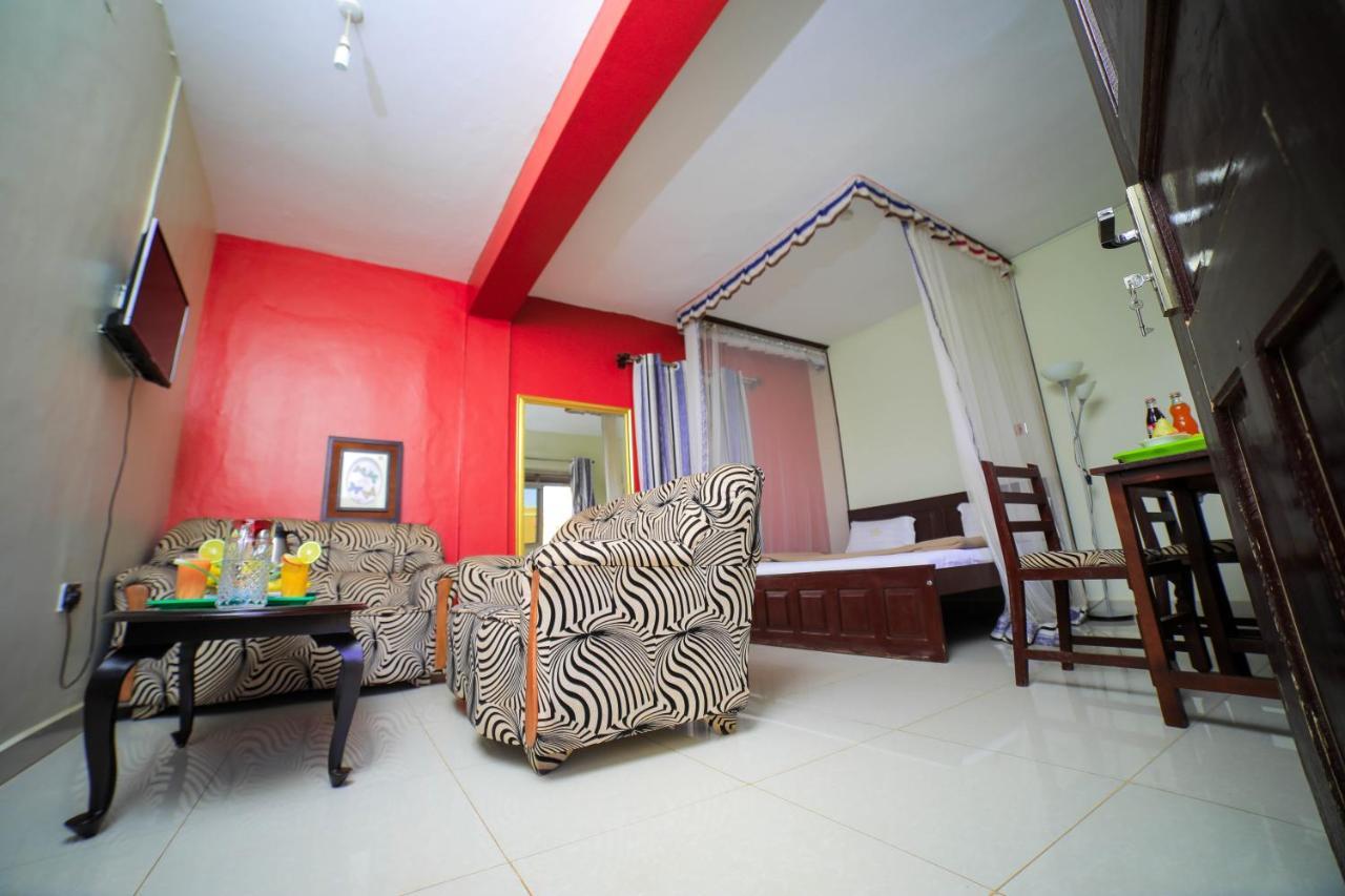 Royal Park Hotel Jinja Zewnętrze zdjęcie