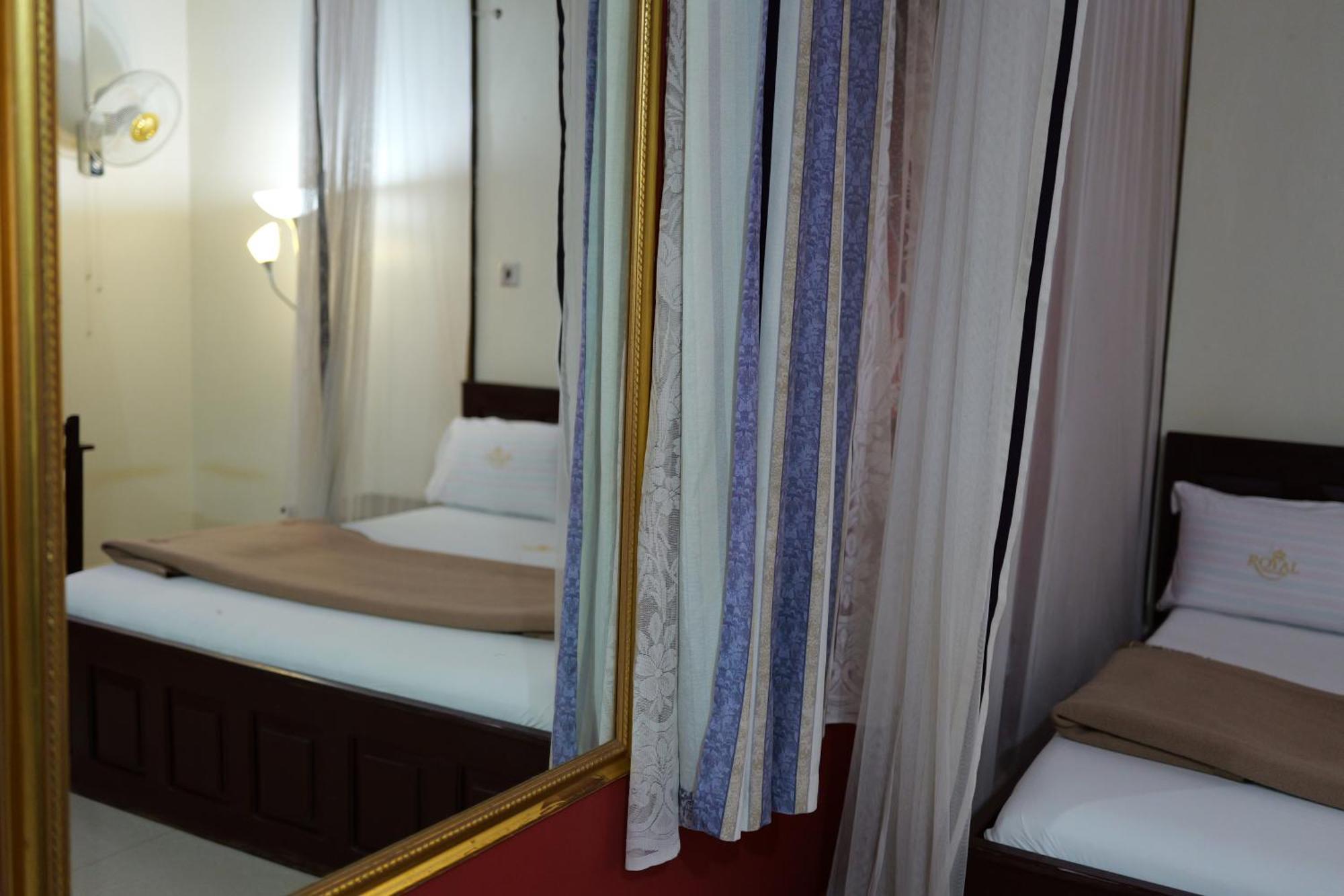 Royal Park Hotel Jinja Zewnętrze zdjęcie